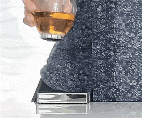 The Perfect Entertainment Companion: A Magical Table for Drinks
